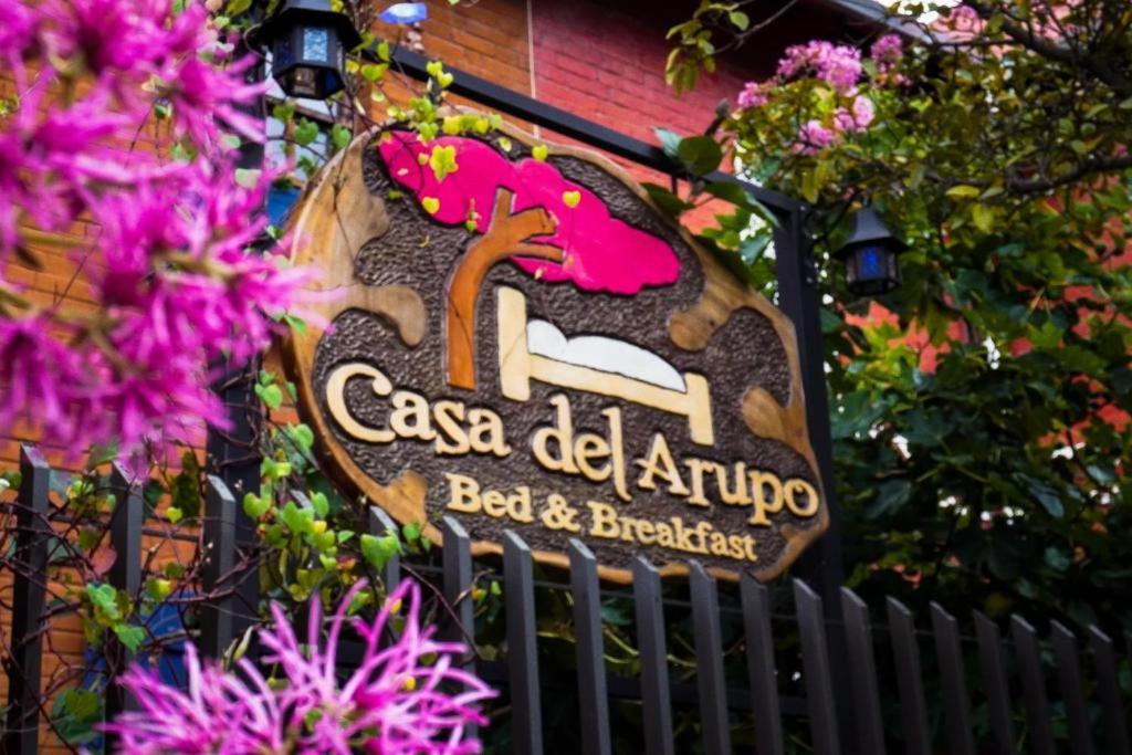 Casa Del Arupo Vandrarhem Quito Exteriör bild