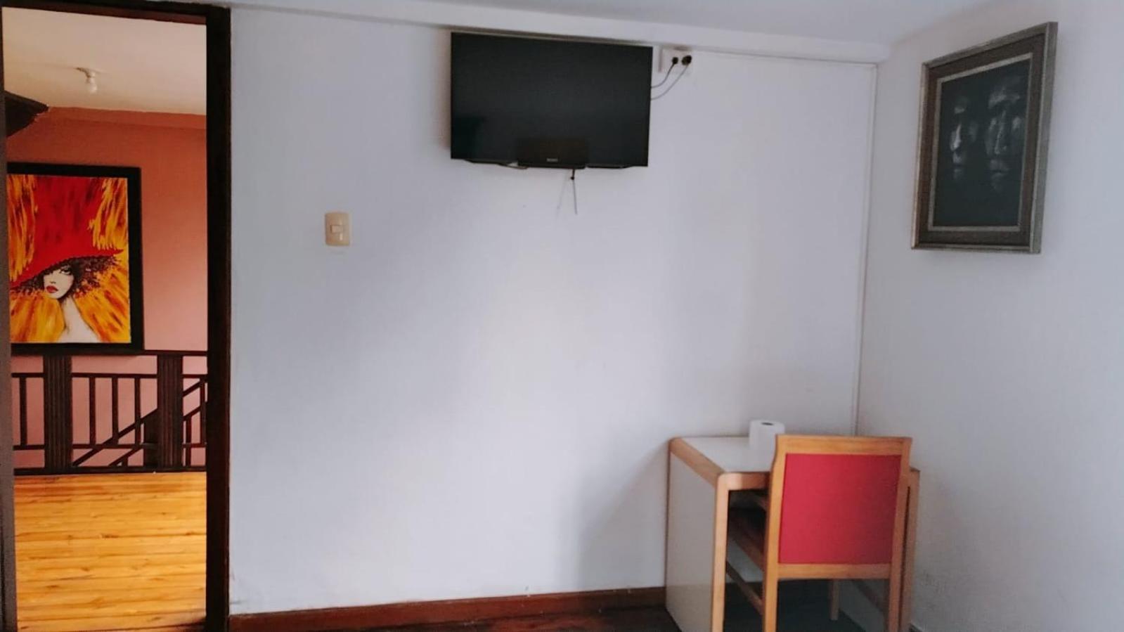 Casa Del Arupo Vandrarhem Quito Exteriör bild